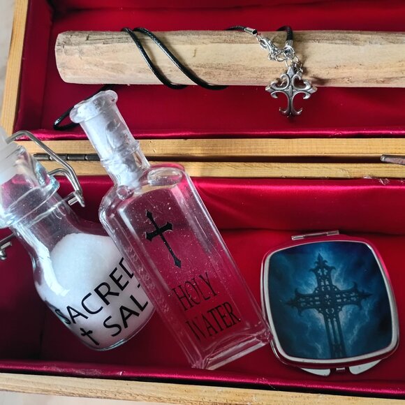 🩸 “Handcrafted Vampire Slayer’s Kit — defend your soul in style.” - Picture 8 of 9